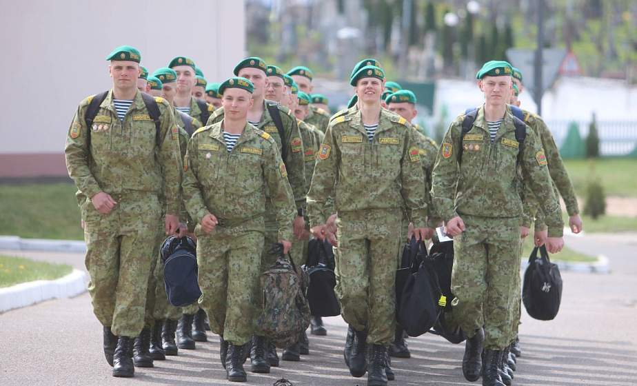 Почти 200 пограничников выполнили свой долг перед Родиной