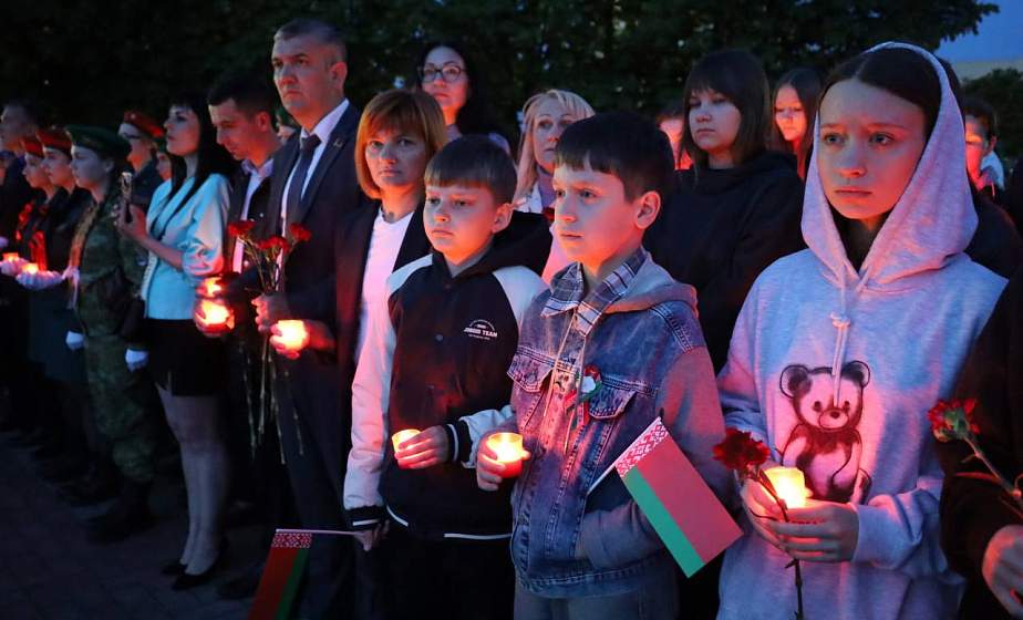 В Гродно на рассвете 22 июня прошел памятный митинг