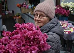 Для цветов повод не нужен. Почти 20 лет Людмила Стока выращивает и продает цветы в Гродно