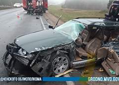 В Слонимском районе столкнулись легковушка и грузовик
