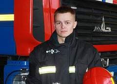 В Гродно сотрудник МЧС спас жизнь пассажиру автобуса