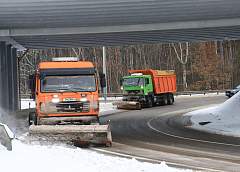 Улицы Гродно круглосуточно расчищают от снега