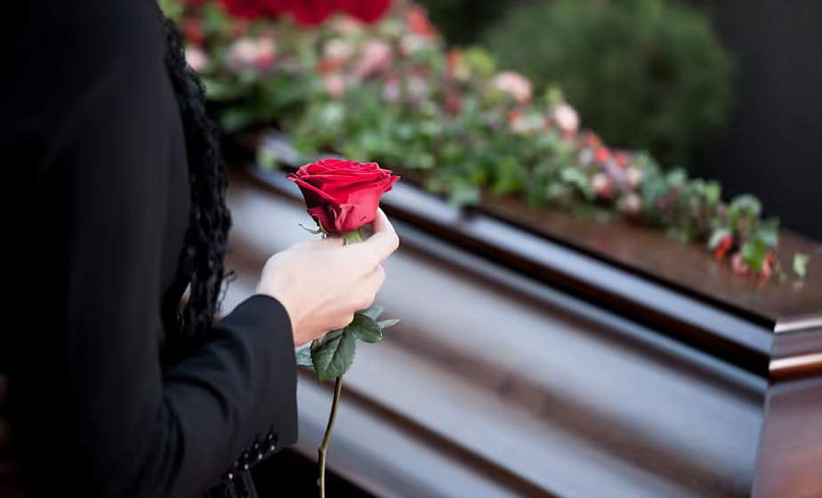В Беларуси вырастет пособие на погребение