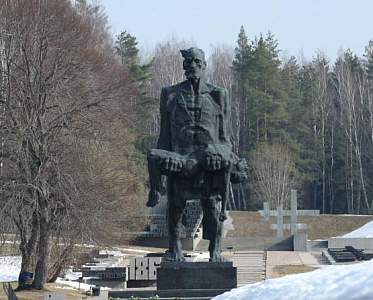 В мемориальном комплексе «Хатынь» состоится акция памяти «Приди и поклонись»