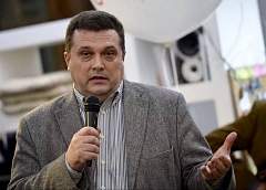 Союз журналистов России выражает полную солидарность с белорусскими коллегами в связи с очередным актом политически мотивированной цензуры со стороны платформы YouTube