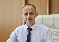 Прямую телефонную линию с жителями Гродненщины провел первый заместитель председателя Гродненского облисполкома Юрий Валеватый 