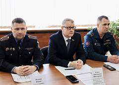 Помощник Президента – инспектор по Гродненской области Константин Бурак провел Единый день информирования с коллективом ОАО «БелТАПАЗ» 
