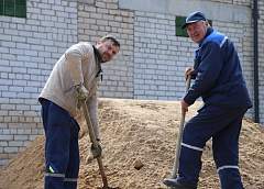 Частный бизнес тоже на субботнике: как предприниматели делают город чище
