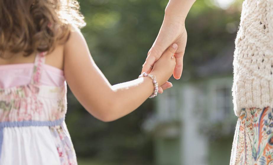 В Гомеле 7-летняя девочка спасла женщину, решившую покончить с жизнью в лесу