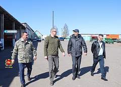 Акцент на эффективность. Константин Бурак оценил работу сельхозпредприятия в Кореличском районе