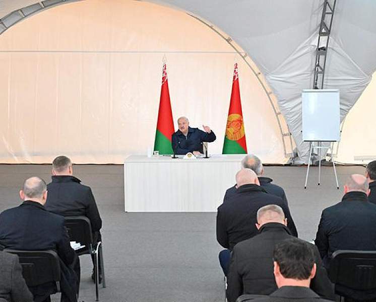 Очень медленно разворачиваемся, надо ускоряться. Александр Лукашенко обозначил актуальные задачи по развитию агросервисов