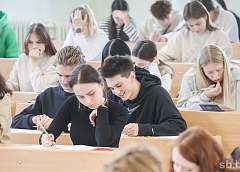 Более 49 тысяч первокурсников примут вузы Беларуси в этом году