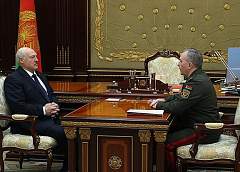 Кадровый вопрос и выводы после проверки ВС. Александр Лукашенко принял с докладом министра обороны