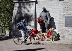 Победа, одна на всех… Жители бывших советских республик отпраздновали 9 Мая, несмотря на запреты
