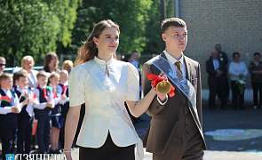 В школах Гродненской области прозвучали последние звонки