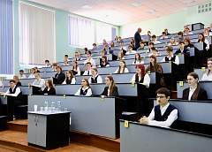 В Гродненской области более 7,1 тысячи абитуриентов сдали ЦЭ и ЦТ по государственным языкам