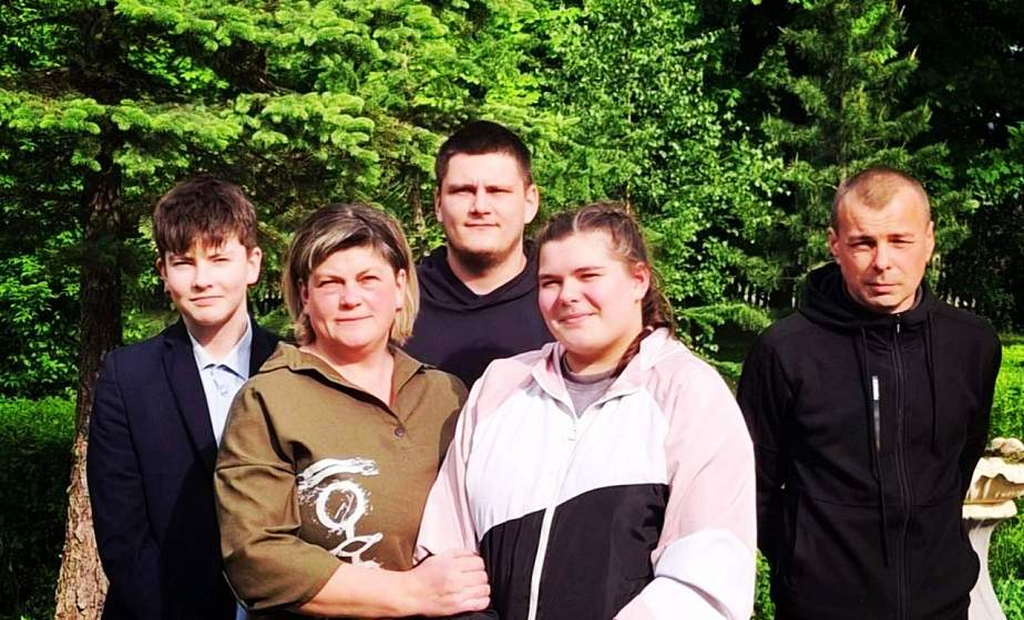 Сельское гнездо: посуда с душой от Ковалёвых