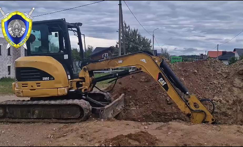 В Гродно в результате обвала грунта в траншее погиб мужчина