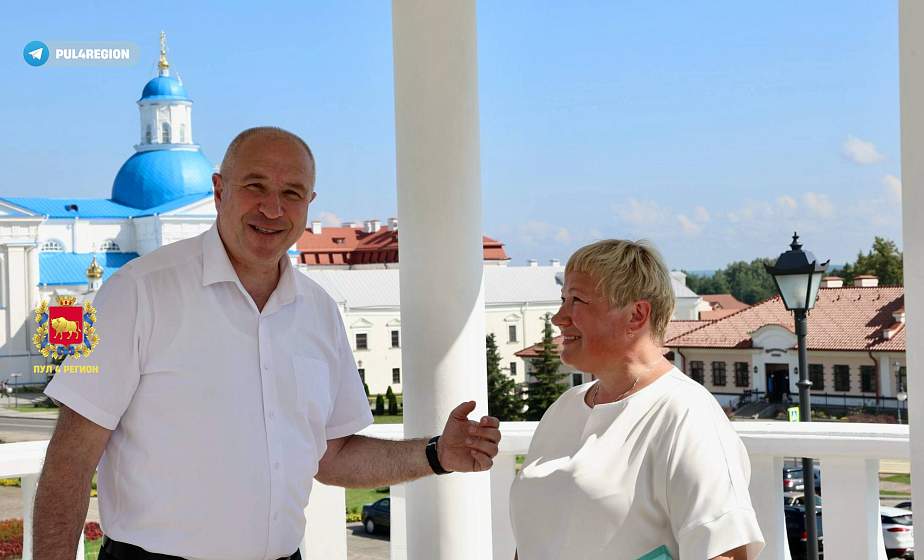 Юрий Караев посетил Слонимский район