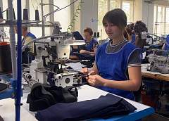 Кто в Гродненской области отшивает школьную одежду?