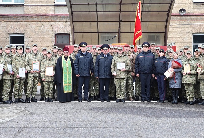 В Гродно прошел торжественный ритуал увольнения военнослужащих в запас