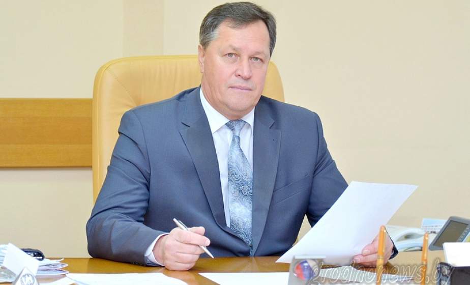 Управляющий делами облисполкома Игорь Попов провел прямую линию с жителями области