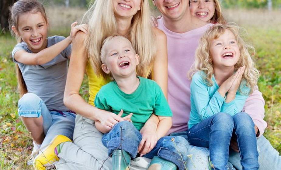 Родителей с детьми до 10 лет могут освободить от уплаты сбора на финансирование госрасходов