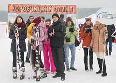 Солнце из воздушных шаров, солдатская каша и выступление служебных собак… в «Коробчицком Олимпе» прошел праздник здоровья (+ВИДЕО)