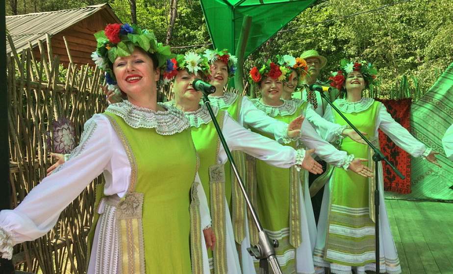 Августовский канал собрал друзей