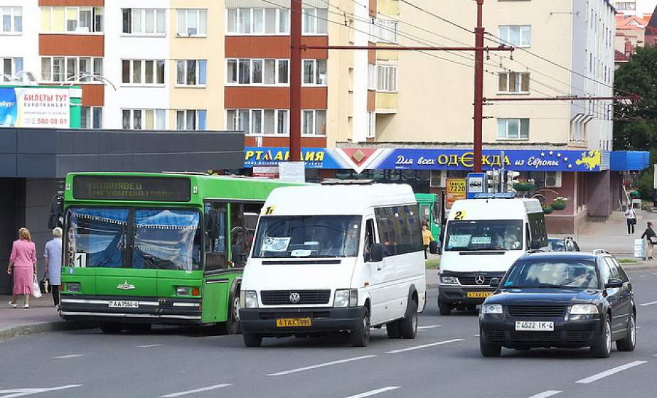В центре Гродно временно ограничат движение транспорта (+как изменятся маршруты автобусов и троллейбусов)