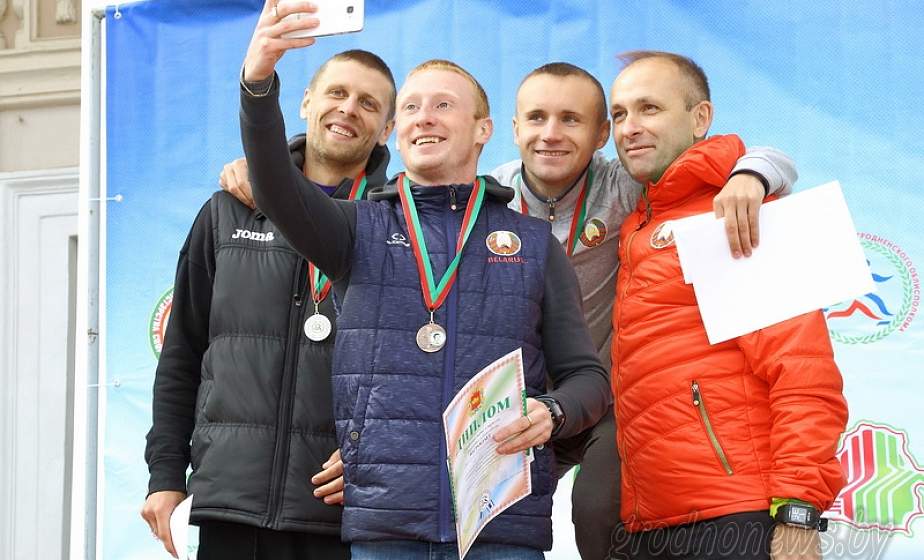 Спортивным шагом шли к победе участники международных соревнований по спортивной ходьбе в Гродно