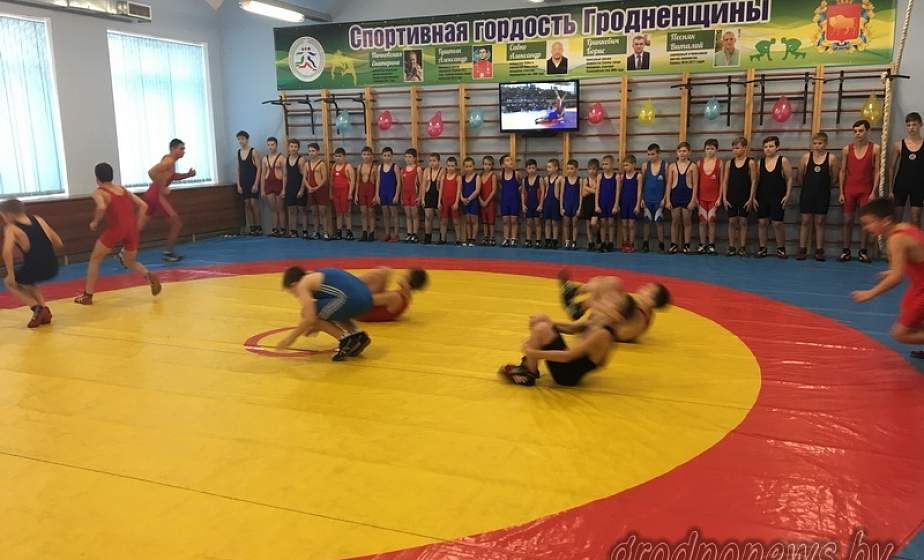 Зал борьбы в СДЮШОР Свислочи торжественно открыли во время фестиваля-ярмарки «Дажынкі-2017»
