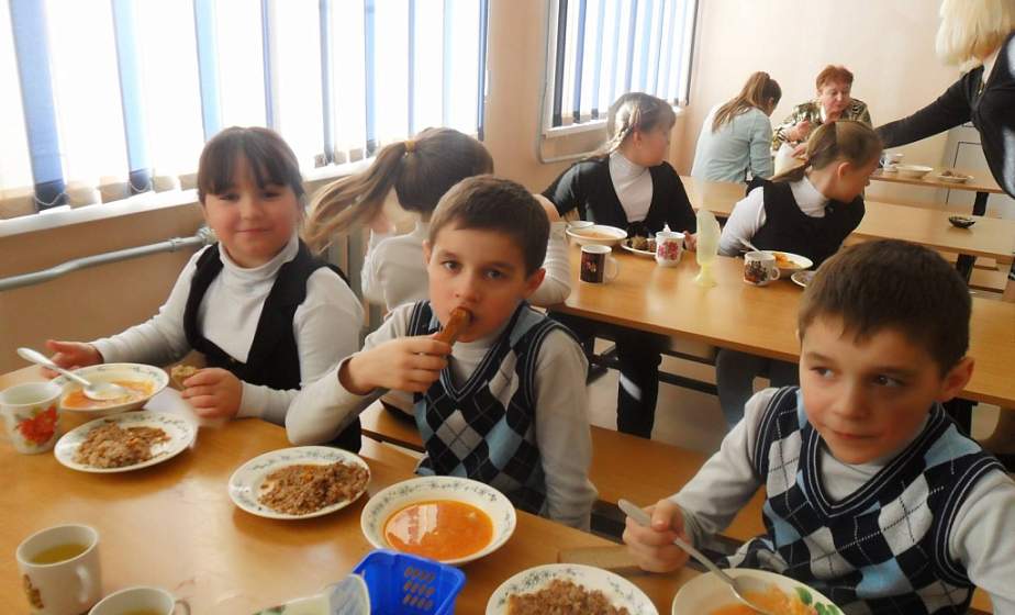 В Беларуси изменятся подходы к формированию наценок в столовых вузов и школ