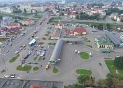 Почему пригородный автобус не может вместить всех пассажиров?