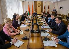 Почти 50 факелоносцев, старт эстафеты с пл. Ленина. В Гродно прошла пресс-конференция ко II Европейским играм