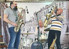 Музыкальная гостиная «Jazz stories» открылась в Музее истории религии: от сентиментальности Эллингтона до тенорового безумие