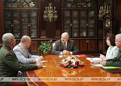 Тема недели: Александр Лукашенко о проведении выборов, развитии села, дисциплине и порядке в милиции и здравоохранении