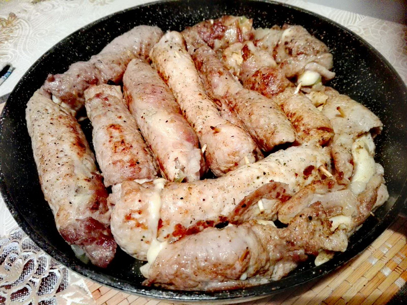 Участница конкурса рецептов «Вкус семейных традиций» Наталия Юшкевич рассказала, как готовит куриные и мясные рулетики