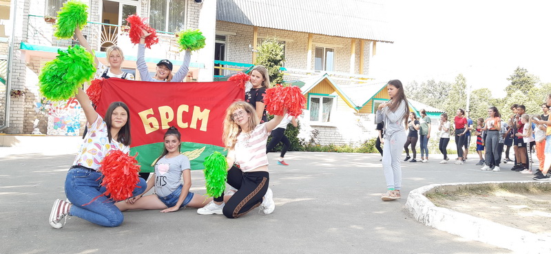 Лучшее лето – трудовое лето. Где работает и набирается опыта новогрудская молодежь?