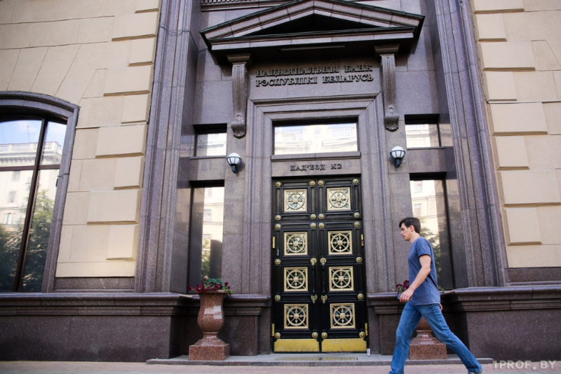 Более 25 млн руб. за семь месяцев украли у белорусов мошенники – данные Нацбанка