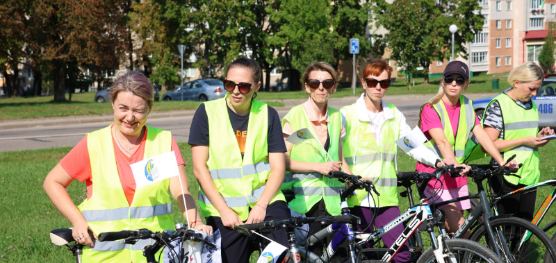 На Новогрудчине состоялся велопробег, приуроченный ко Дню народного единства.