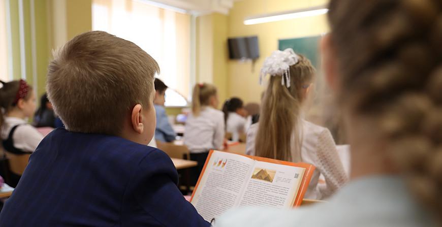 Система образования должна развиваться в интересах личности, общества и государства - Игорь Карпенко