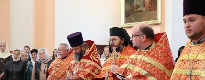 Престольный праздник отметили в Свято-Никольском кафедральном соборе