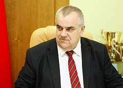 В Гродно появится новый микрорайон. Прямую линию с жителями области провел заместитель председателя облисполкома Владимир Дешко