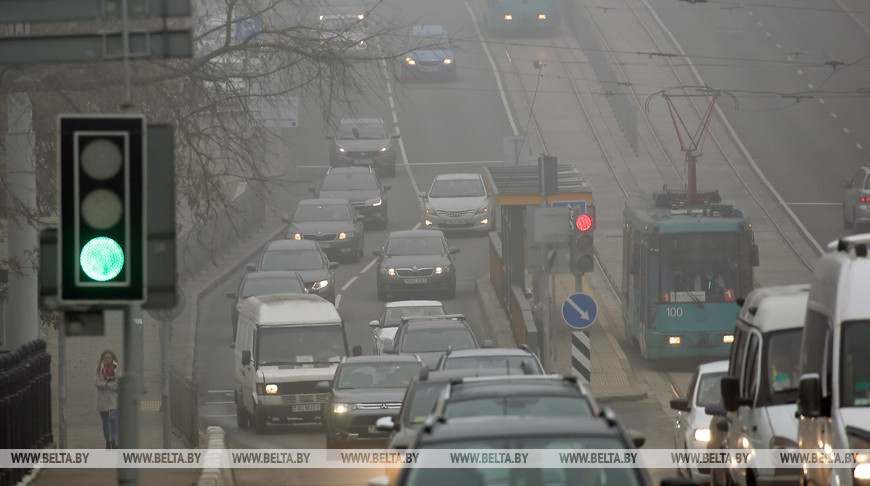 ГАИ напомнила правила безопасного вождения в туман