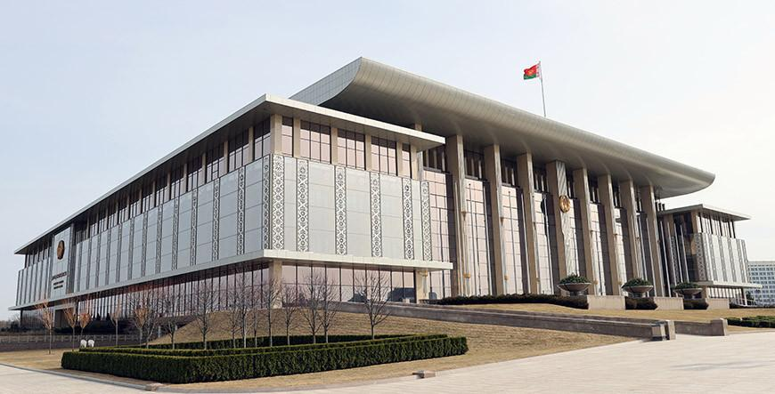 Александр Лукашенко и Владимир Путин в телефонном разговоре подтвердили готовность к дальнейшему активному взаимодействию по реагированию на угрозы терроризма