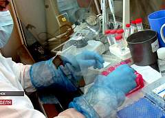 Рекорд – 900 тестов за сутки. Посмотрите, как в Беларуси проводят анализы на COVID-19