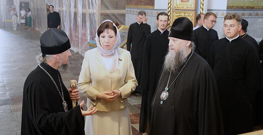 Жемчужина православия. Наталья Кочанова ознакомилась с ходом ремонтных работ в Свято-Успенском соборе в Жировичах
