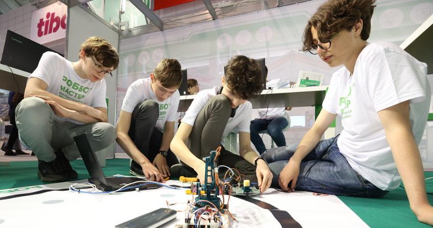 «Образовательная аллея»: профессии и специальности в сфере IT представят абитуриентам на ТИБО-2022