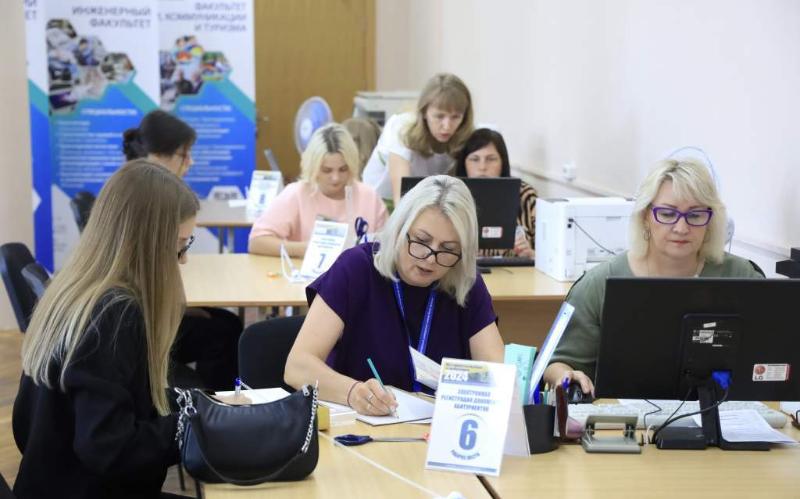 В Беларуси вузы завершают прием документов у абитуриентов-целевиков